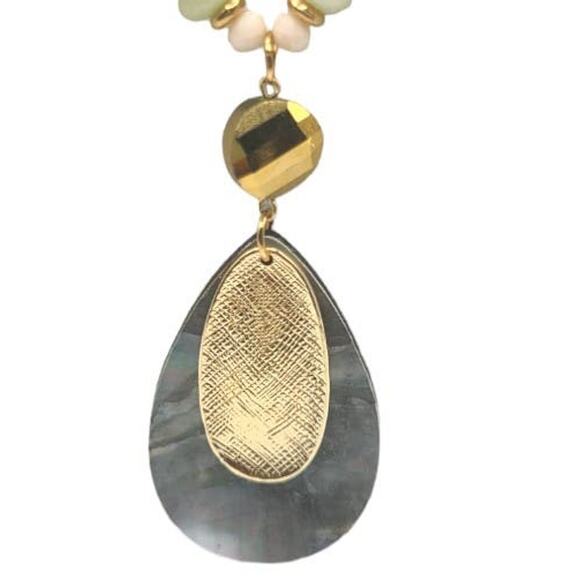 Gold Multicolor Beaded Pendant Fashion Necklace ~ NEW - Picture 3 of 7